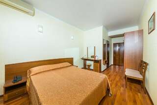 Гостевой дом Олимп Анапа Двухместный однокомнатный номер с балконом-2